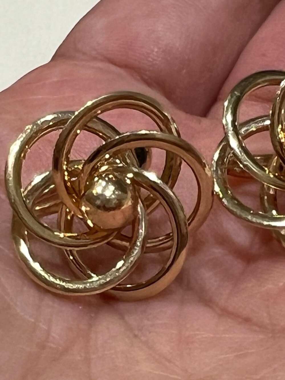 “Vintage Van Dell Love Knot Earrings 12K Gold Filled Screw Back Signed”